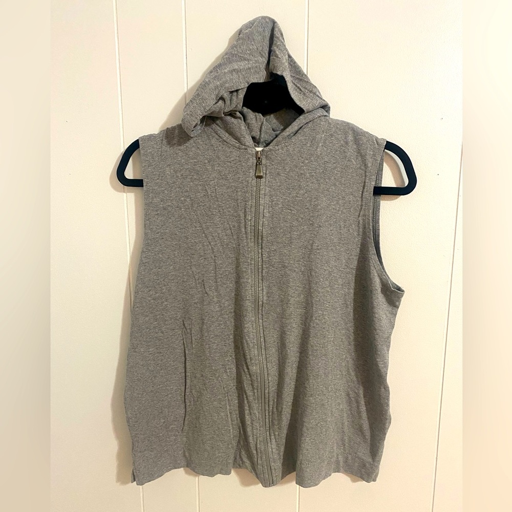 Women’s LG Josephine Chaus Sport sleeveless hooded full zip shirt